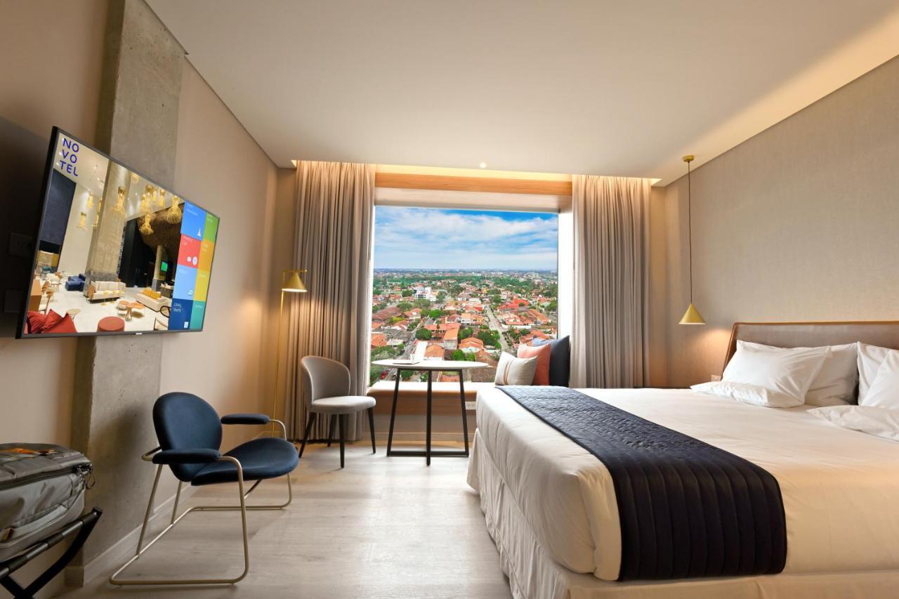 Novotel サンタ・クルス・デ・ラ・シエラ エクステリア 写真