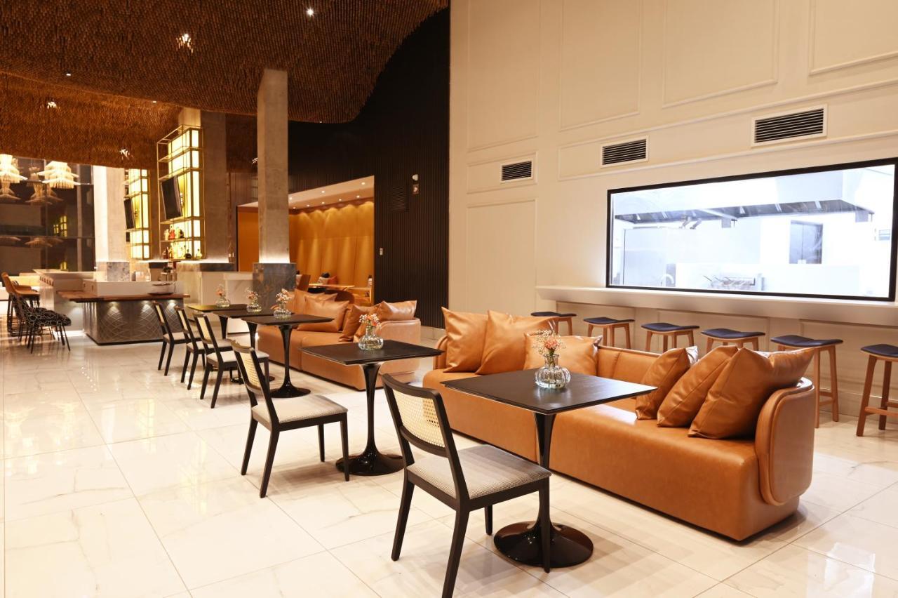 Novotel サンタ・クルス・デ・ラ・シエラ エクステリア 写真