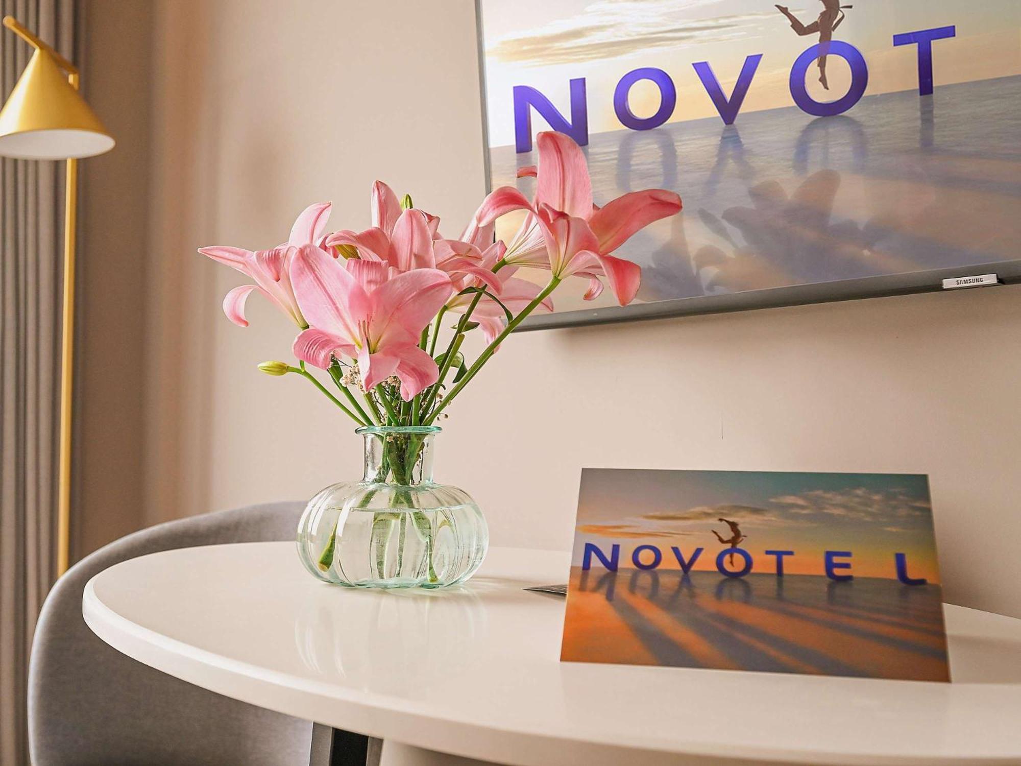 Novotel サンタ・クルス・デ・ラ・シエラ エクステリア 写真