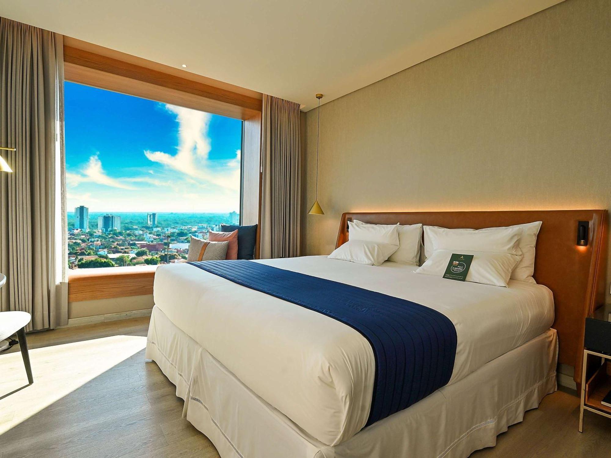 Novotel サンタ・クルス・デ・ラ・シエラ エクステリア 写真